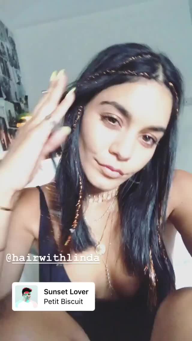 Vanessa Hudgens - Instagram Story, 08/25/2019