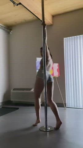 asian filipina pole dance r/asiansgonewild gif