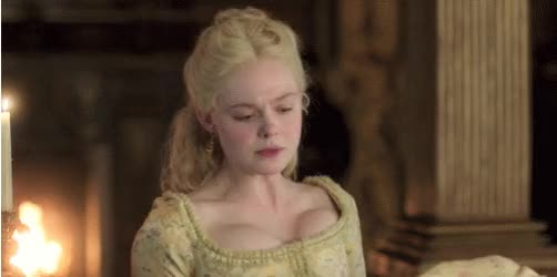 Elle Fanning - The Great (Hulu) S1E01 (2020)