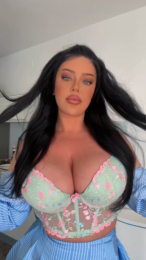 big tits boobs bouncing tits homemade huge tits model nsfw natural tits onlyfans