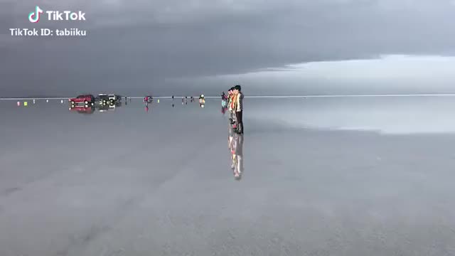  #反転世界 #ウユニ塩湖 #世界を歩く #旅人 #世界一周 #水のある風景