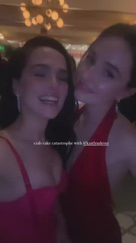 Zoey Deutch Cleavage Natural Tits gif