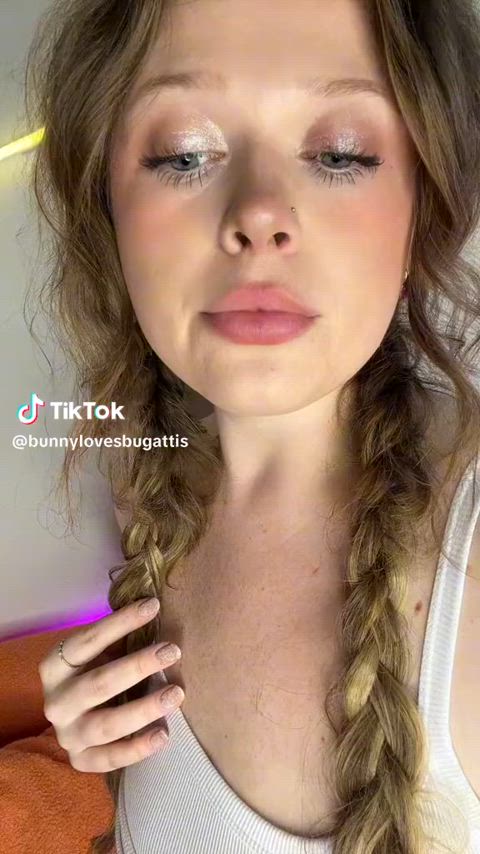 Bunny - More Tiktok flash videos on my TT likes (juanmomo45)