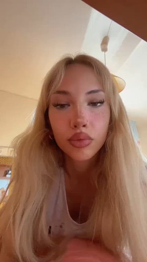 Soph - For more tiktok flashing vids check my redgifs channel