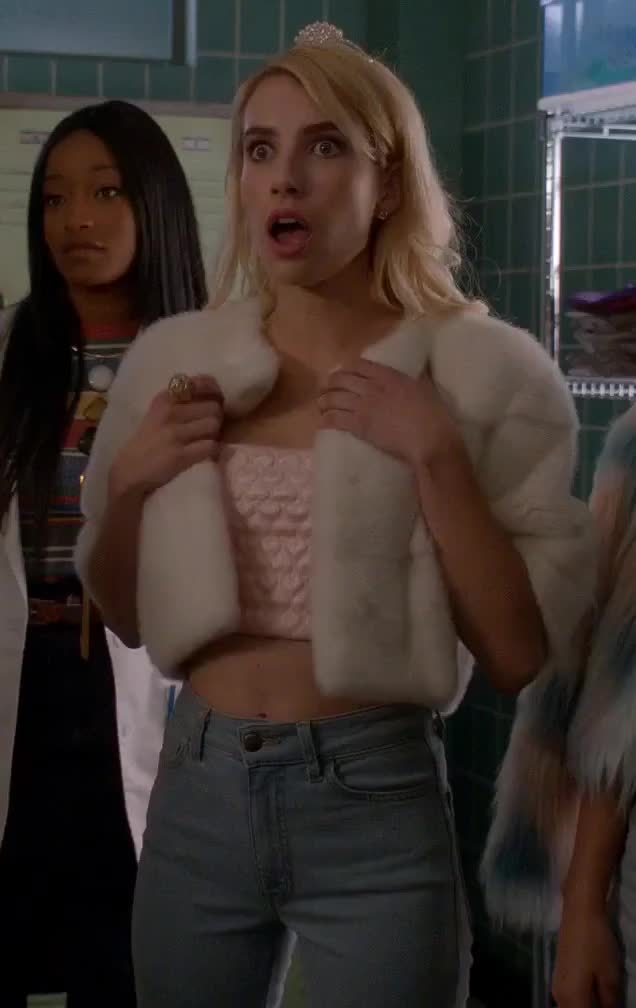 Emma Roberts - Scream Queens