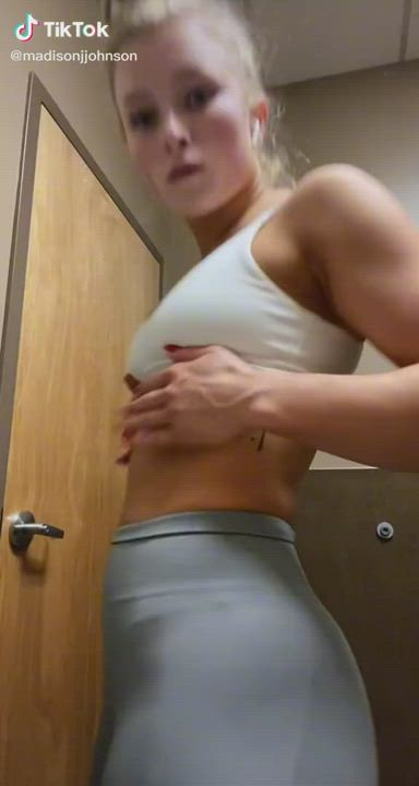 Ass Blonde Fitness Muscular Girl Pawg TikTok gif