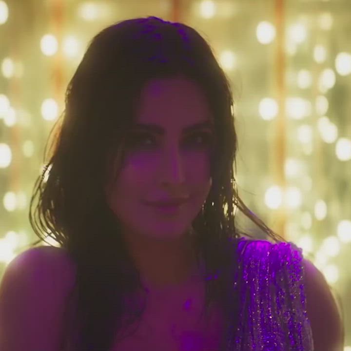 Bollywood Boobs Bouncing Tits Downblouse Hair Katrina Kaif Saree Wet Pussy gif