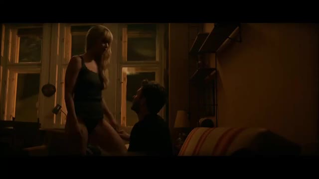 Jennifer Lawrence gif