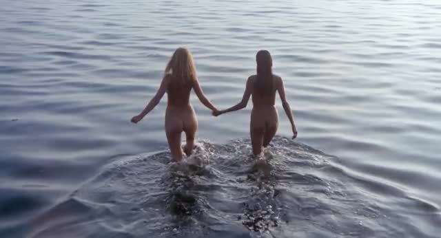 Laura Gemser & Monica Zanchi - Walking in Pool Nude - Emmanuel And The Last Cannibals