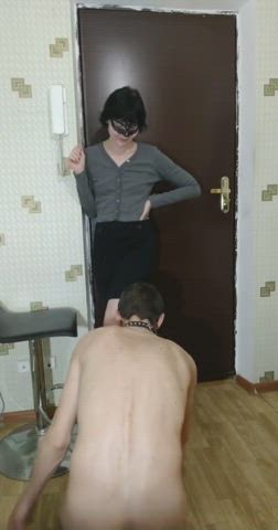 cfnm cunnilingus homemade master/slave pussy licking role play slave gif