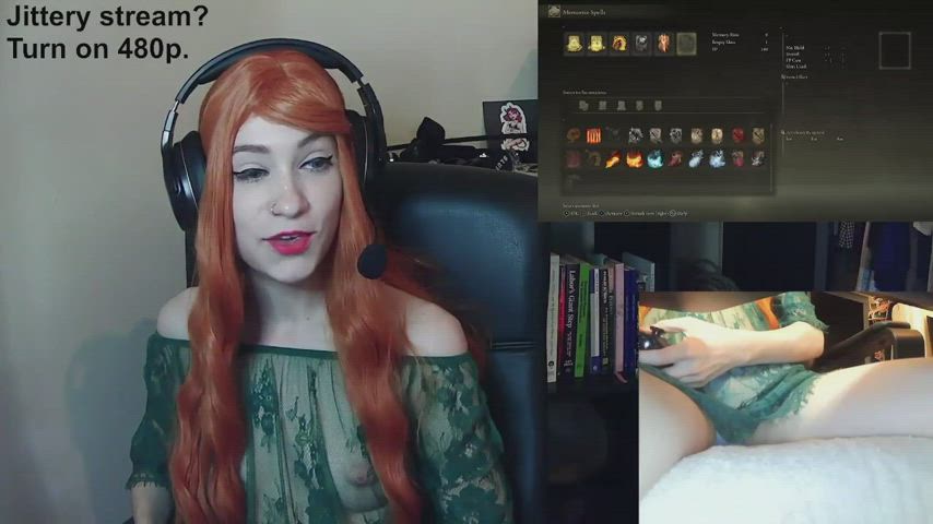 Cute teen slut flashing her ass during her stream...