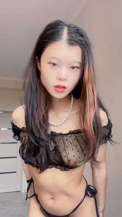 19 years old amateur asian brunette cute natural tits petite small tits teen tits