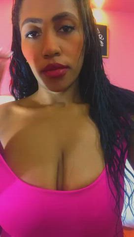 Big Tits Camgirl Curvy Ebony Latina Lips MILF Nipples Webcam gif