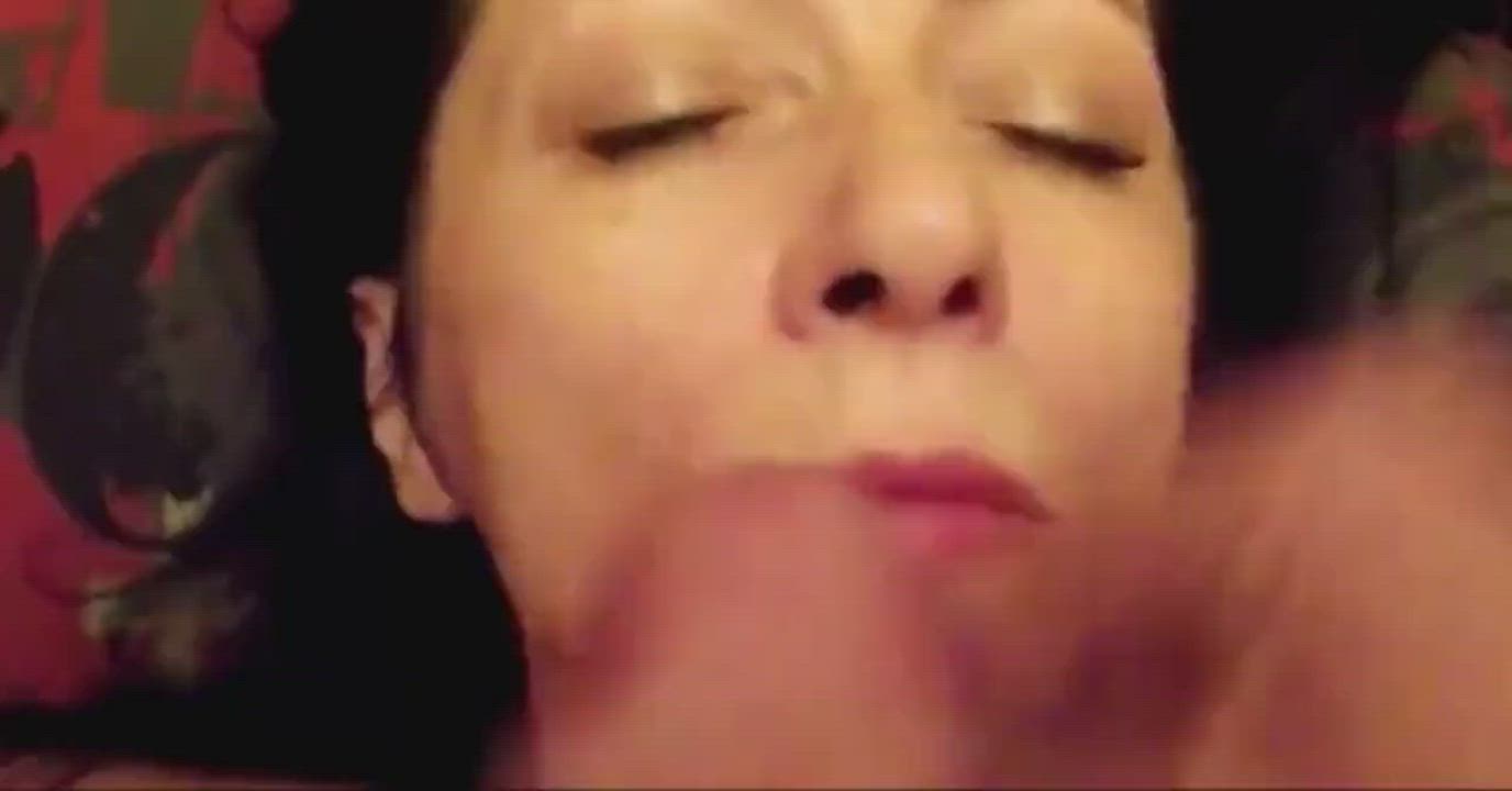 Amateur Cumshot Facial gif