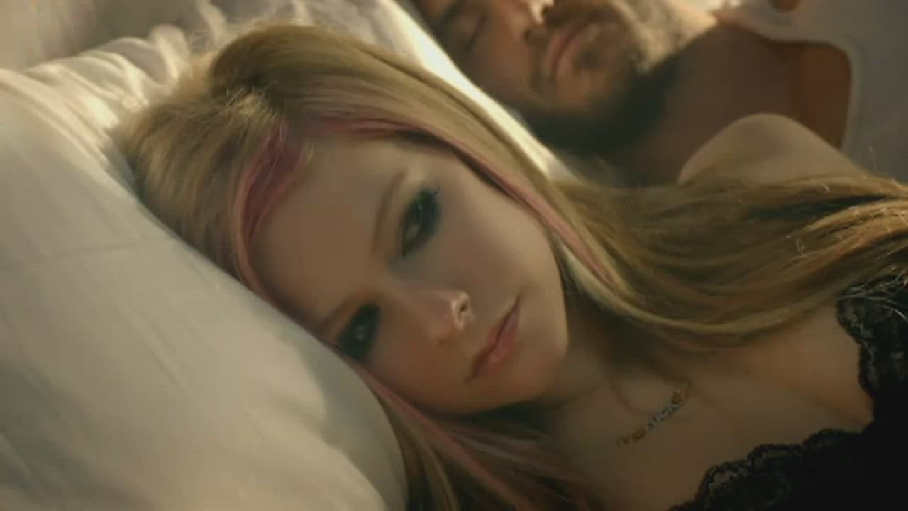 Avril Lavigne Boobs Lingerie gif