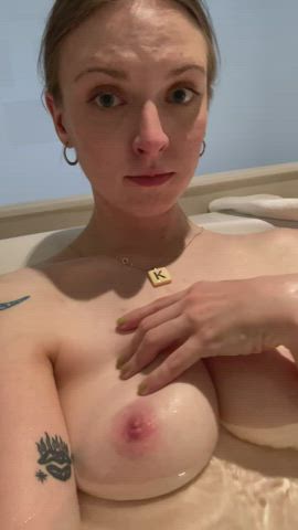 Bathtub boobs~