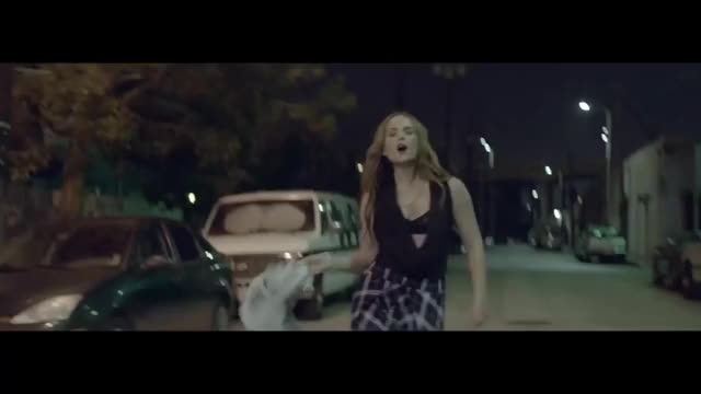 Joanna 'JoJo' Levesque @ Pharell's 'Happy' - Bouncing Boobs