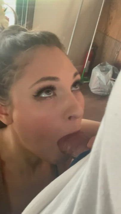 It's nice watching you cum in her mouth ! Well done Redditor