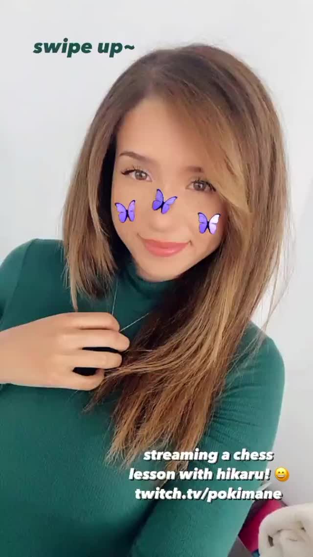 Pokimane IG Cute Outfit Top