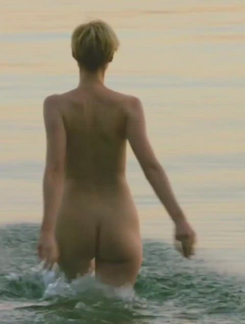 ass celebrity rear pussy gif