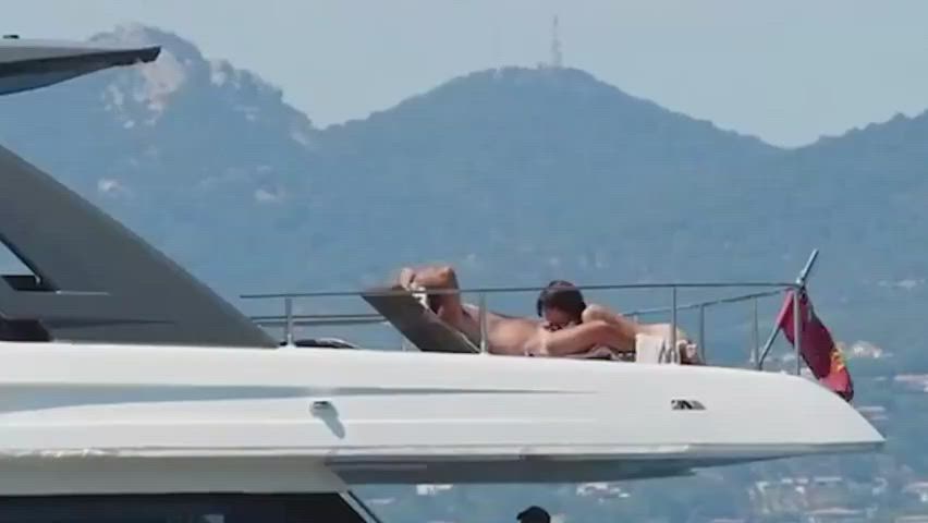 Beach Blowjob Boat Caught Public gif