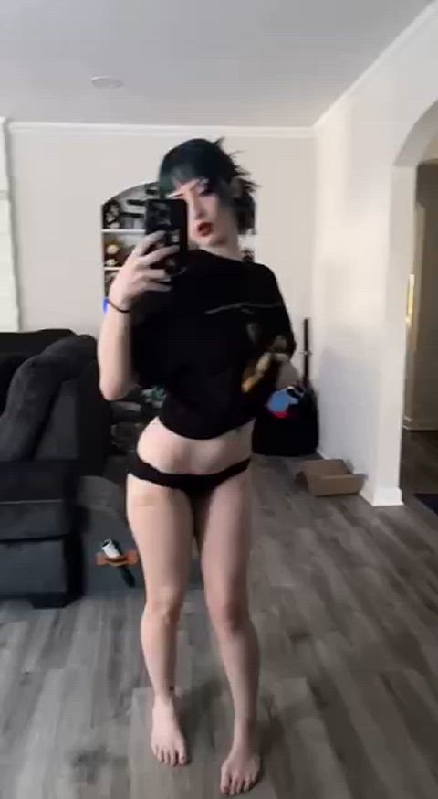 big tits goth onlyfans goth-girls nsfw-cosplay gif