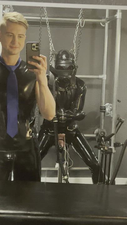 Strung up my Rubber drone buddy and got the f-machine going