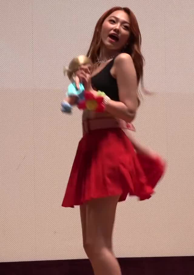 180727 Gugudan mina main