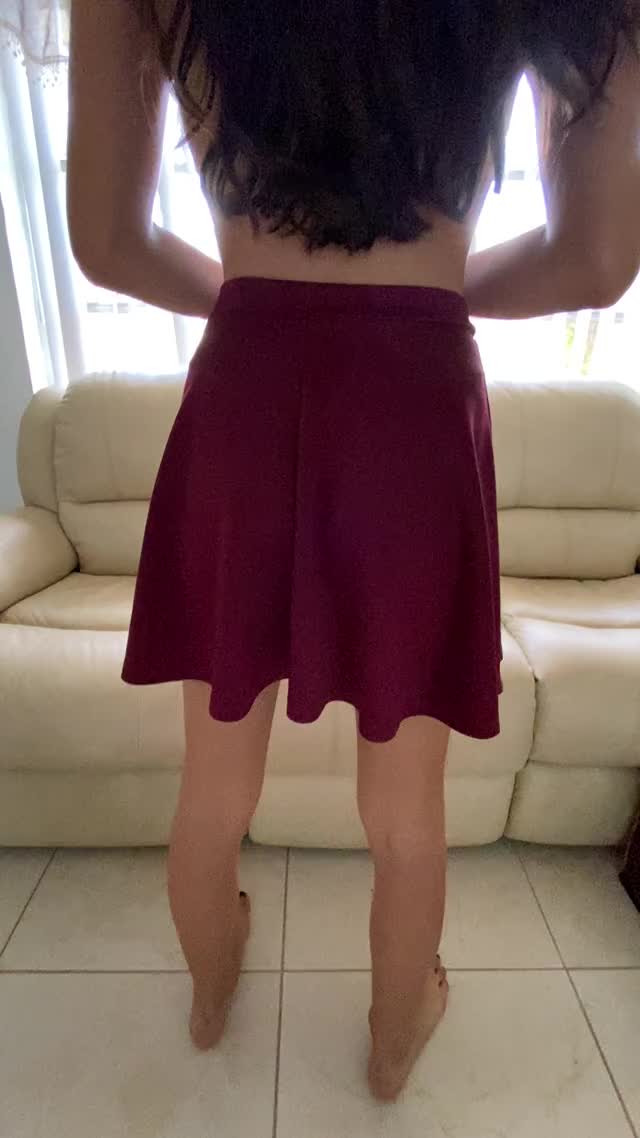 Lift up my skirt?OC