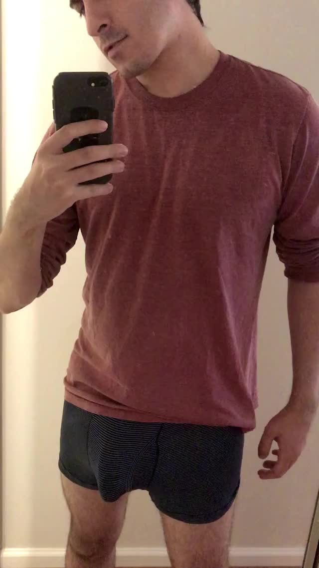 (M) GIF— Because girls need teases too right?