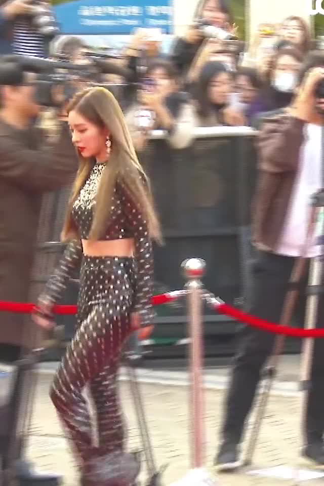 Red Velvet 181024 @ Korean Popular Culture and Arts Awards Irene