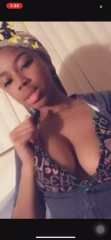 Ebony Flashing Lips Puffy gif