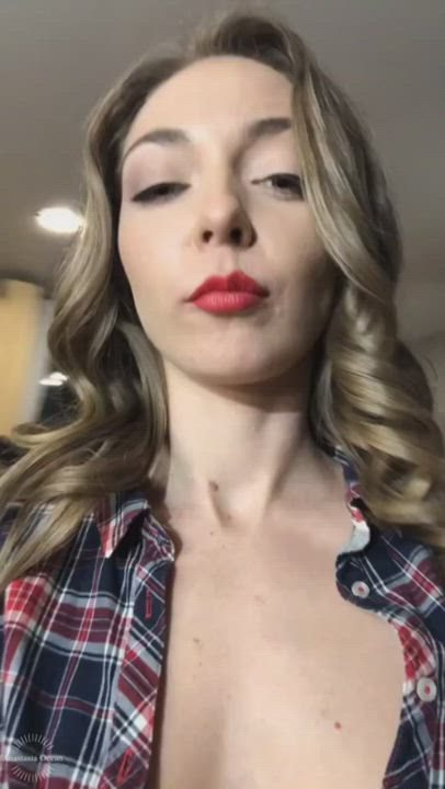 Ass Flashing Jeans Natural Tits OnlyFans Russian Selfie Tits Topless gif
