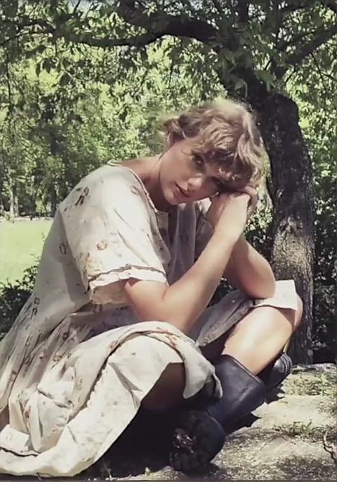 celebrity sexy taylor swift gif