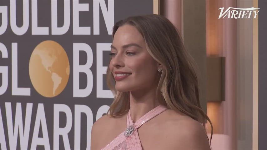 blonde celebrity margot robbie gif