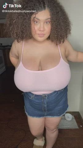 Big Tits Bouncing Tits Braless Chubby Huge Tits Nipples TikTok gif