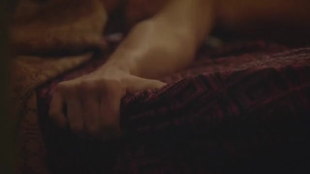 Emmy Rossum - Shameless US S03E05 (2013)