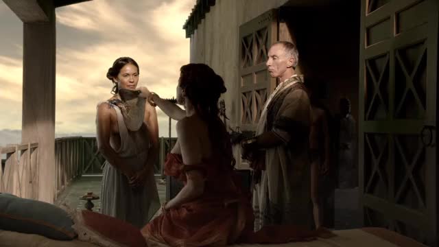 Lesley-Ann Brandt in Spartacus (TV Series 2010–2013) [S01E03]