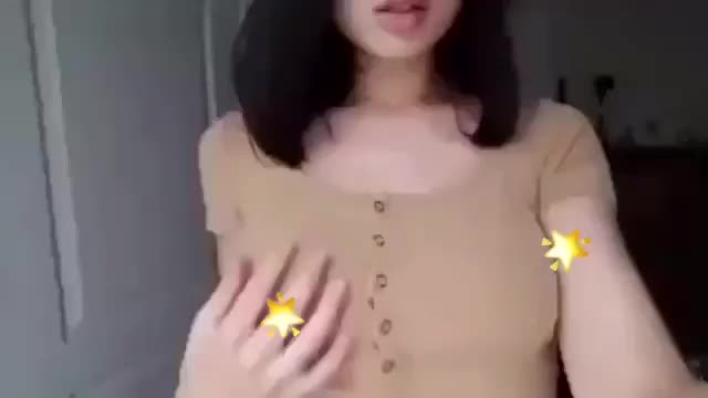 FLASHING BOOBS