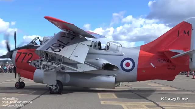 Unfolding bi-fold wings of Fairey Gannet, a submarine destroyer from 1954