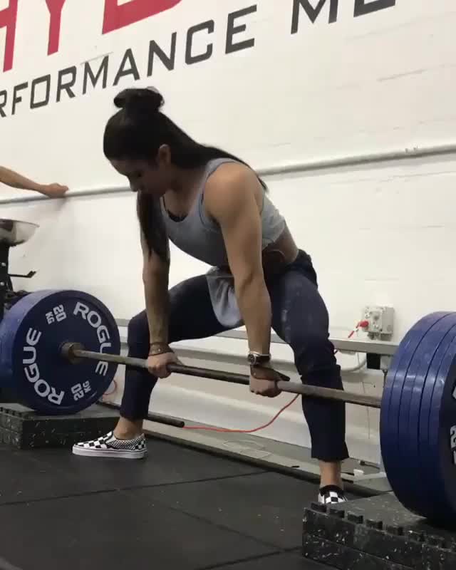 Stefanie Cohen - 575lbs x 1 off 3” blocks