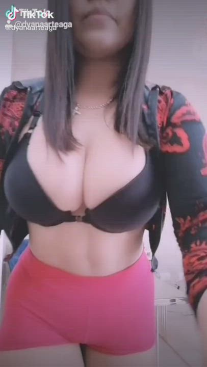 Big Ass Big Tits Bra Latina Shorts TikTok gif