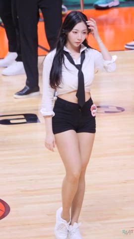 asian cheerleader cute dancing korean model gif