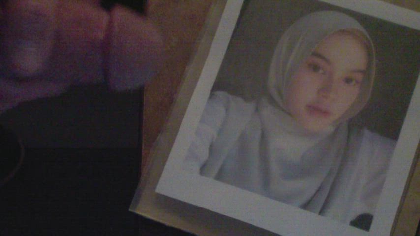 facial hijab tribute gif