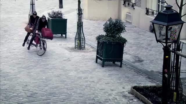 Oh! my bike - Longchamp, Autumn Winter Campaign 2012