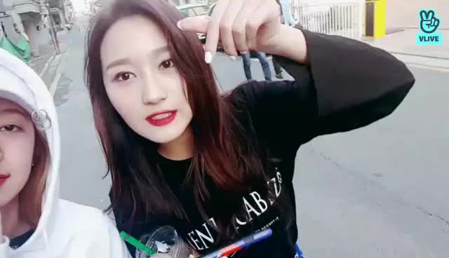 V LIVE - [드림캐쳐] 패셔니스타 시연이의 출근길 17