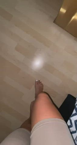 19 Years Old Feet Feet Fetish Legs Petite Schoolgirl Teen Teens Toes gif