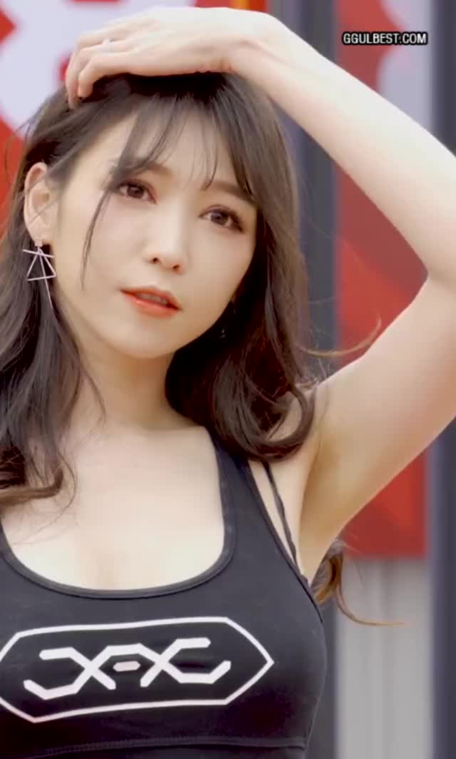 복귀한 레이싱모델 이은혜 (Racing model Eunhye return) .gif