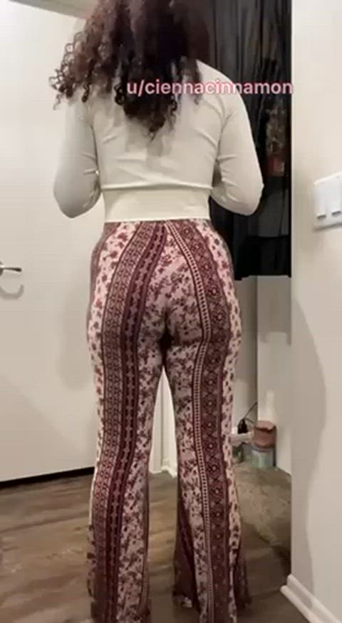 amateur big ass curly hair curvy ebony lightskinned onlyfans slimthick thick yoga