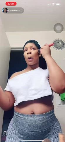 accidental big tits braless ebony nipples nipslip tiktok underboob gif